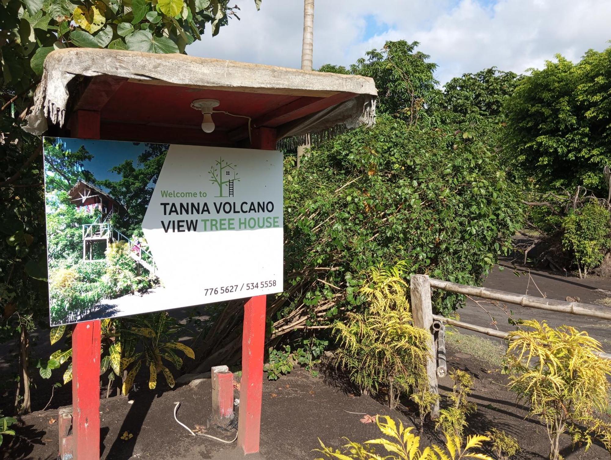 Tanna Volcano View Tree House Lenkuru Luaran gambar